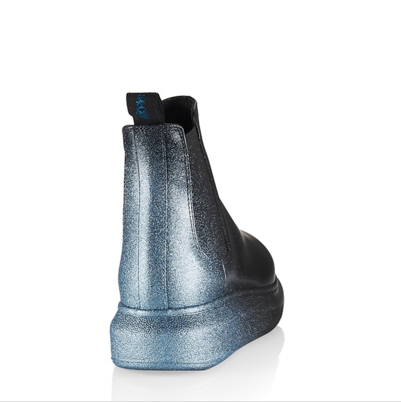 Alexander McQueen's Treadslick Chelsea Black/Pastel Sky Blue - Worn Once - Picture 5 of 16